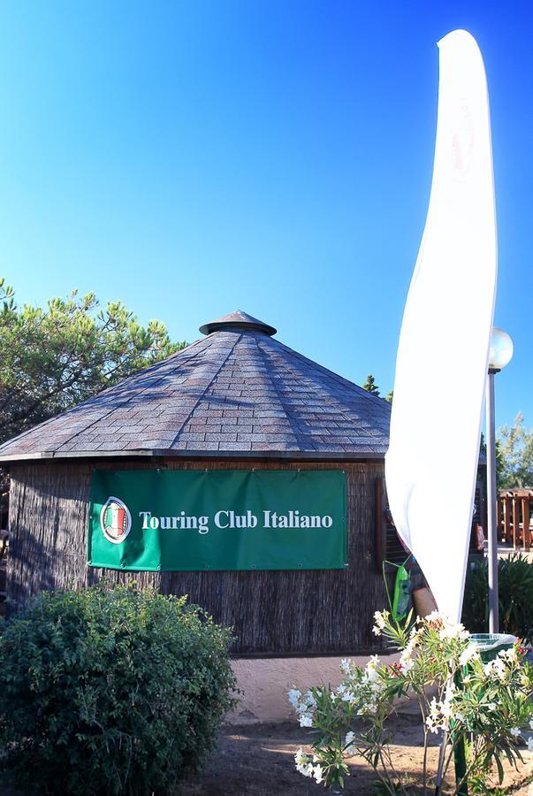 马达莱纳 Touring Club Italiano - La Maddalena酒店 外观 照片
